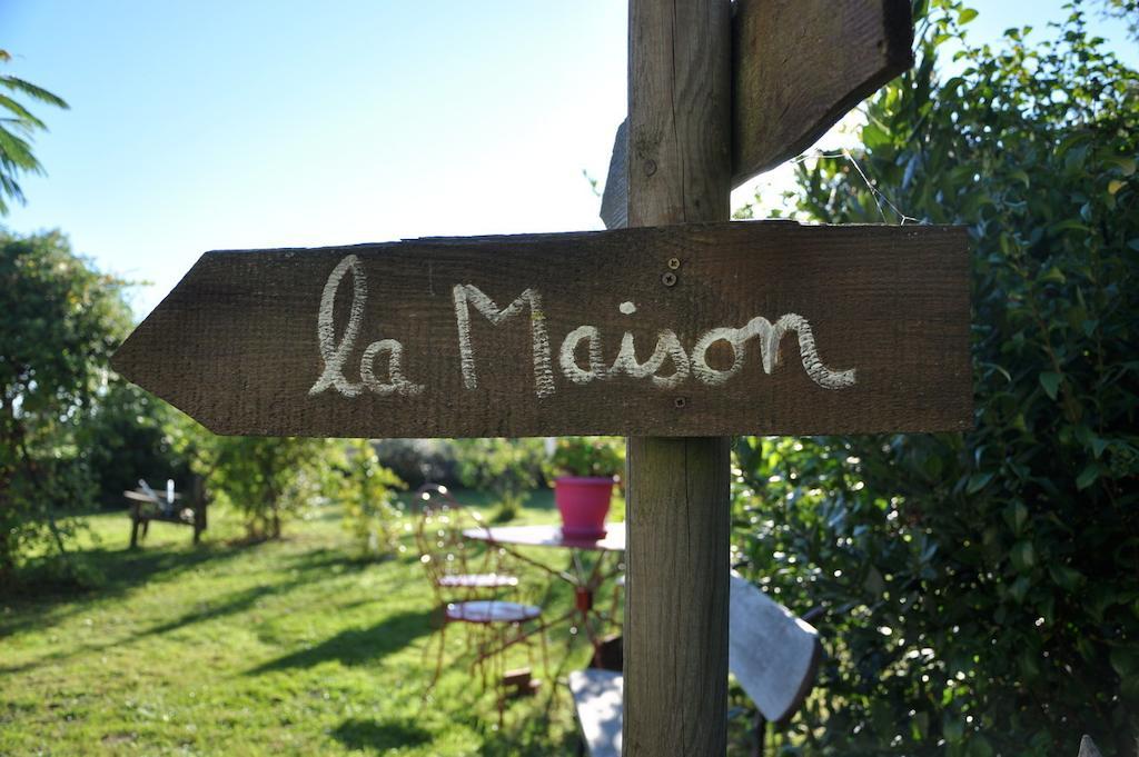 La Maison De Rose Brossac Exterior photo