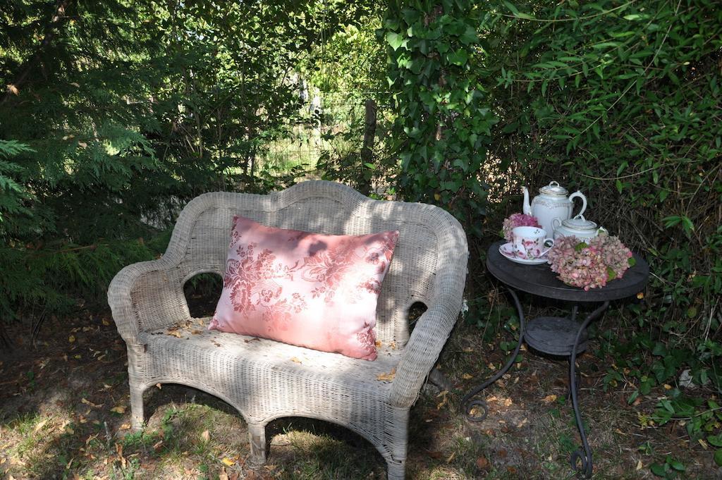 La Maison De Rose Brossac Exterior photo